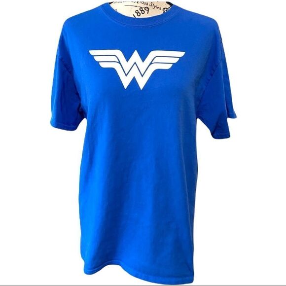 Wonder Woman Tee    - Picture 1 of 2